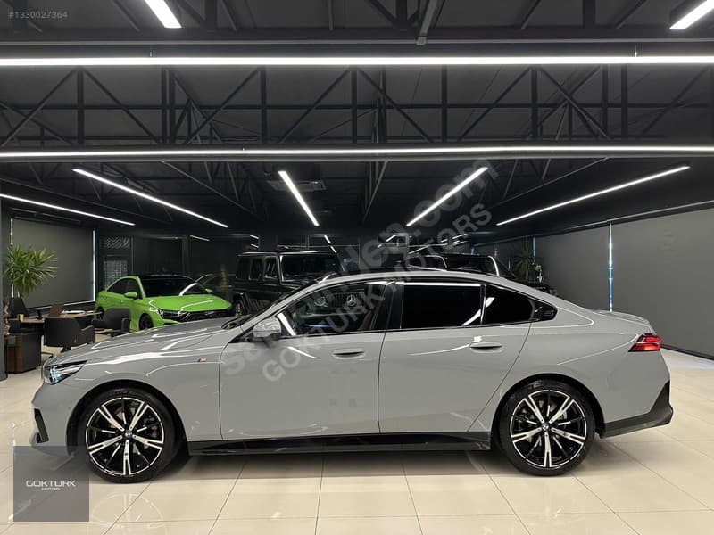 BMW 5 Serisi 520i M Sport — 8