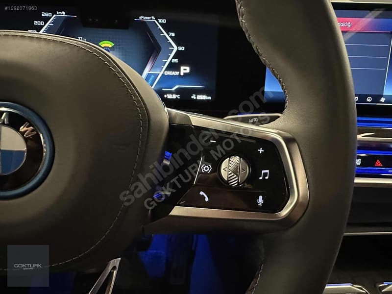 BMW i Serisi i7 M70 xDrive — 44