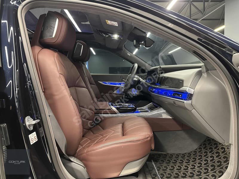 BMW i Serisi i7 M70 xDrive — 14