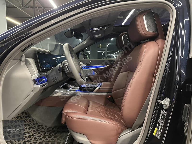 BMW i Serisi i7 M70 xDrive — 13