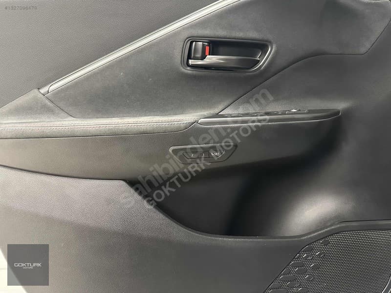 Toyota C-HR 1.8 Hybrid Passion X-Style — 26