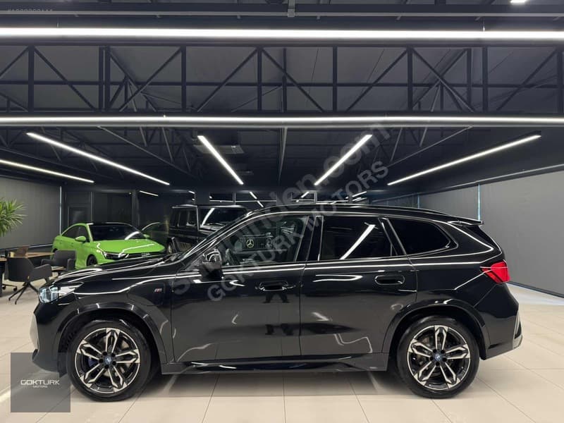 BMW X1 xDrive25e M Sport — 8