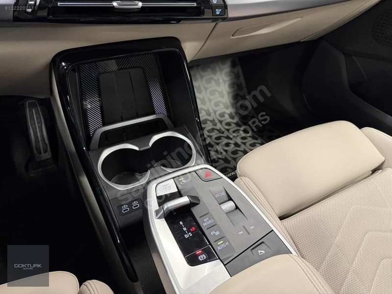 BMW X1 xDrive25e M Sport — 36