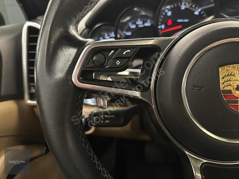 Porsche Cayenne 3.0 Diesel — 28