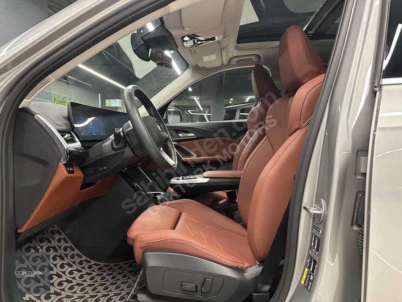 BMW X1 xDrive25e X Line — 13