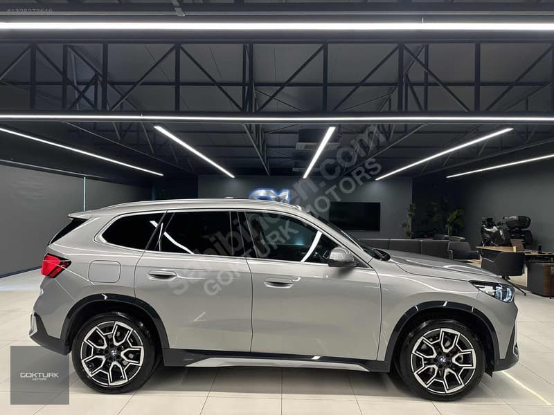 BMW X1 xDrive25e X Line — 7