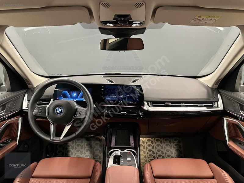 BMW X1 xDrive25e X Line — 12