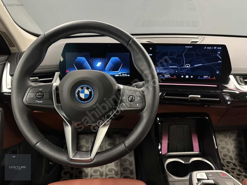 BMW X1 xDrive25e X Line — 11