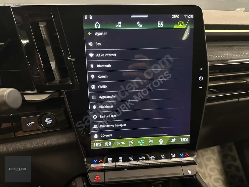 Renault Austral 1.3 Hybrid Techno Esprit Alpine — 25