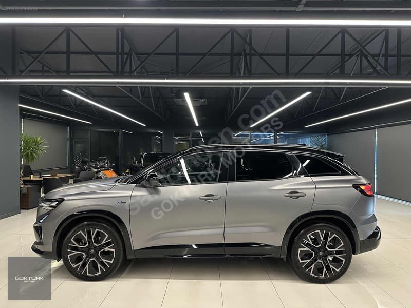 Renault Austral 1.3 Hybrid Techno Esprit Alpine — 8