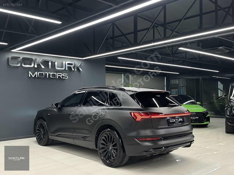 Audi e-tron 55 Quattro — 6
