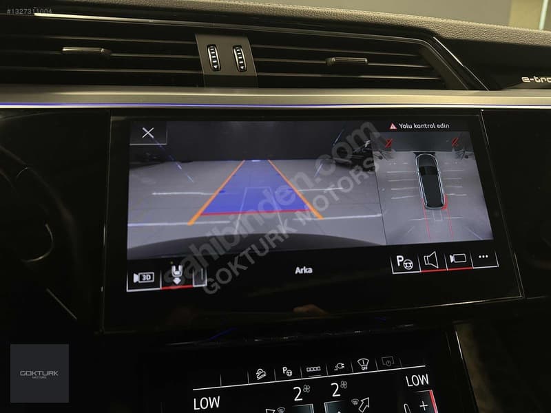 Audi e-tron 55 Quattro — 18