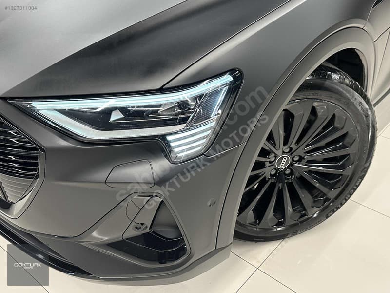 Audi e-tron 55 Quattro — 9