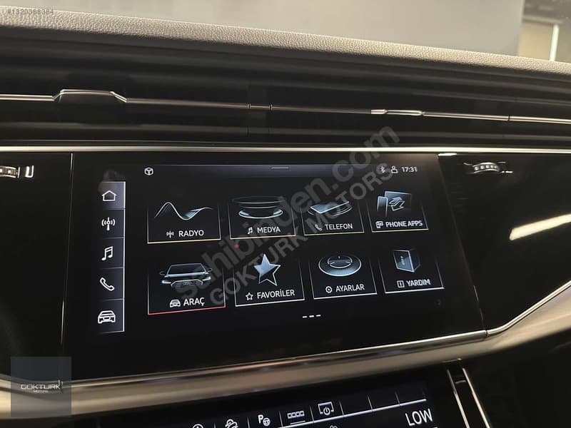 Audi Q8 45 TFSI Quattro — 23