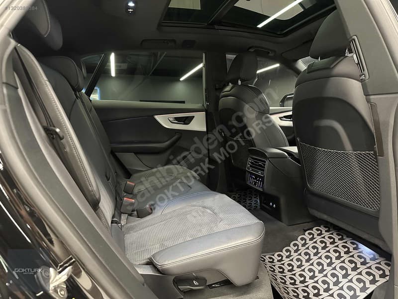 Audi Q8 45 TFSI Quattro — 16