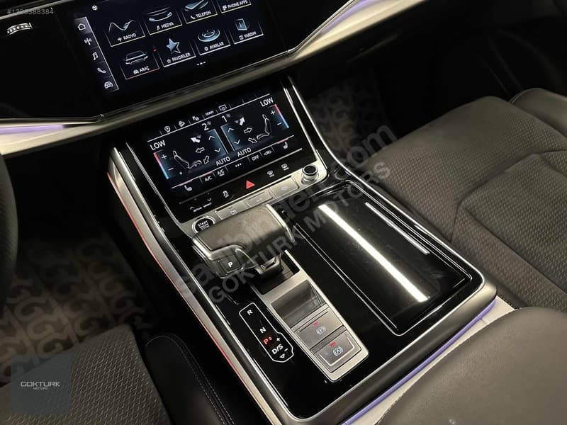 Audi Q8 45 TFSI Quattro — 26