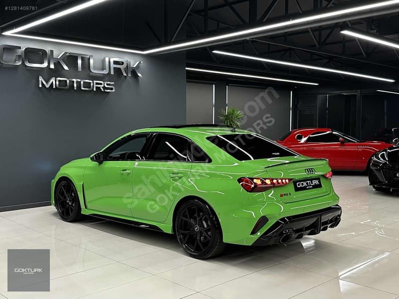 Audi RS RS 3 — 6