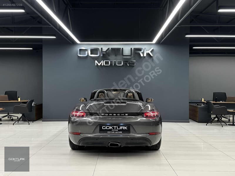 Porsche 718 Boxster — 11