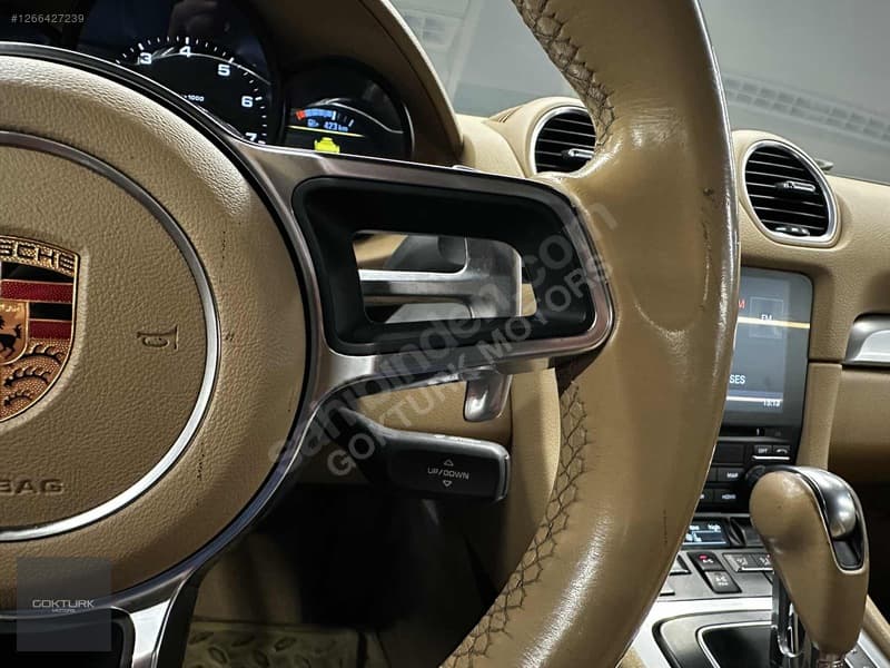 Porsche 718 Boxster — 32