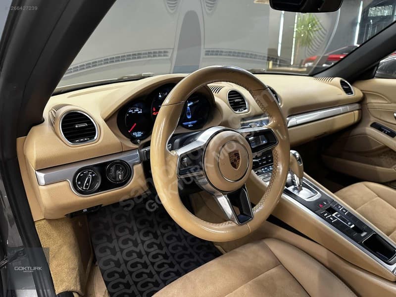 Porsche 718 Boxster — 18