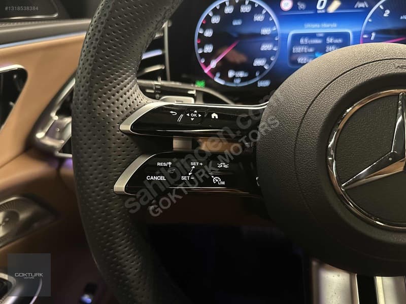 Mercedes-Benz E Serisi E 220 d AMG — 37