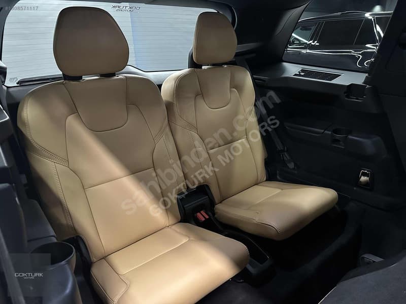Volvo XC90 2.0 D B5 Inscription — 18