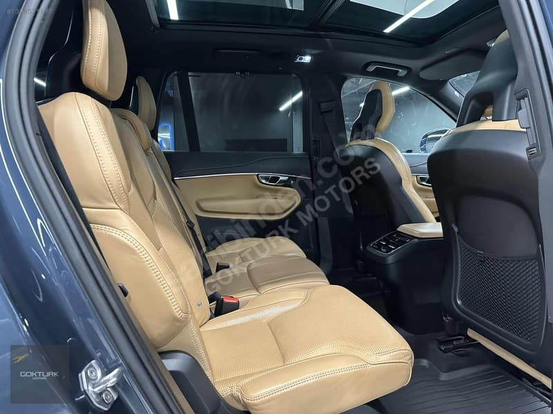 Volvo XC90 2.0 D B5 Inscription — 16