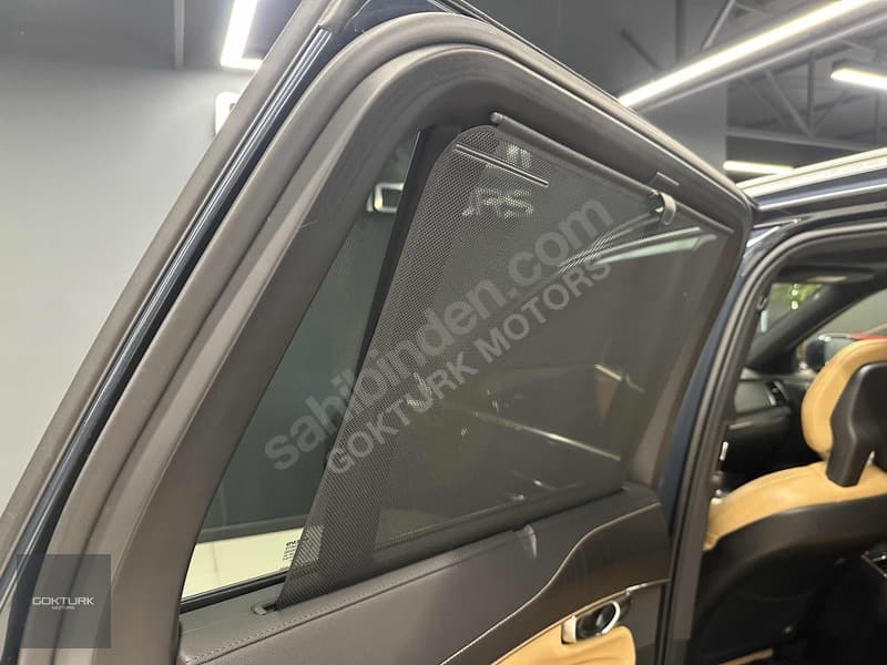 Volvo XC90 2.0 D B5 Inscription — 29