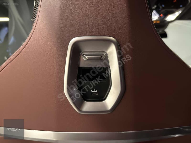 BMW i Serisi i7 M70 xDrive — 29