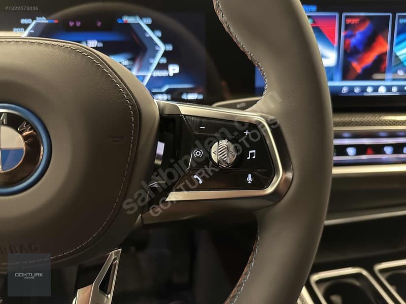 BMW i Serisi i7 M70 xDrive — 32