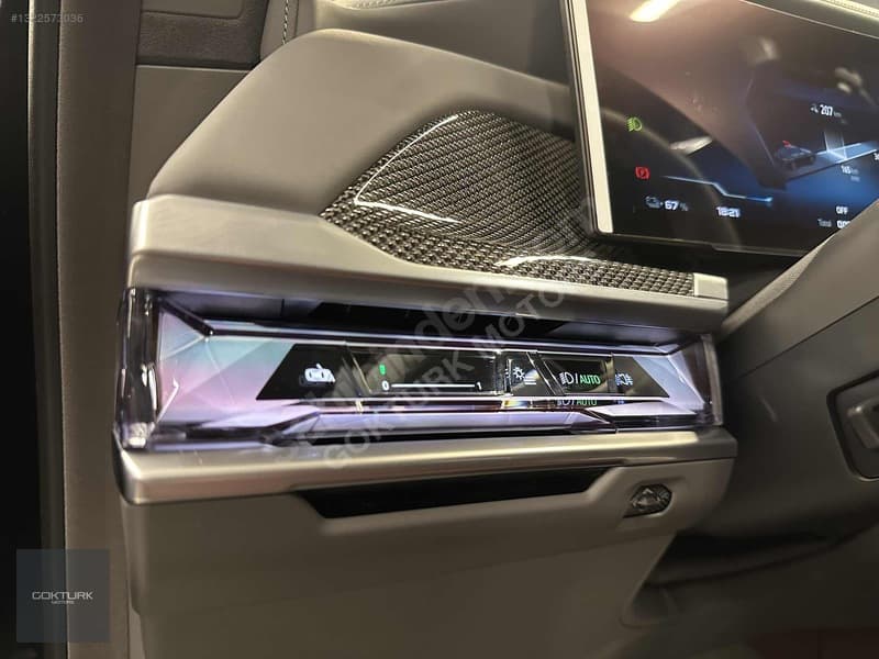 BMW i Serisi i7 M70 xDrive — 26