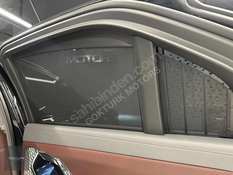 BMW i Serisi i7 M70 xDrive — 30