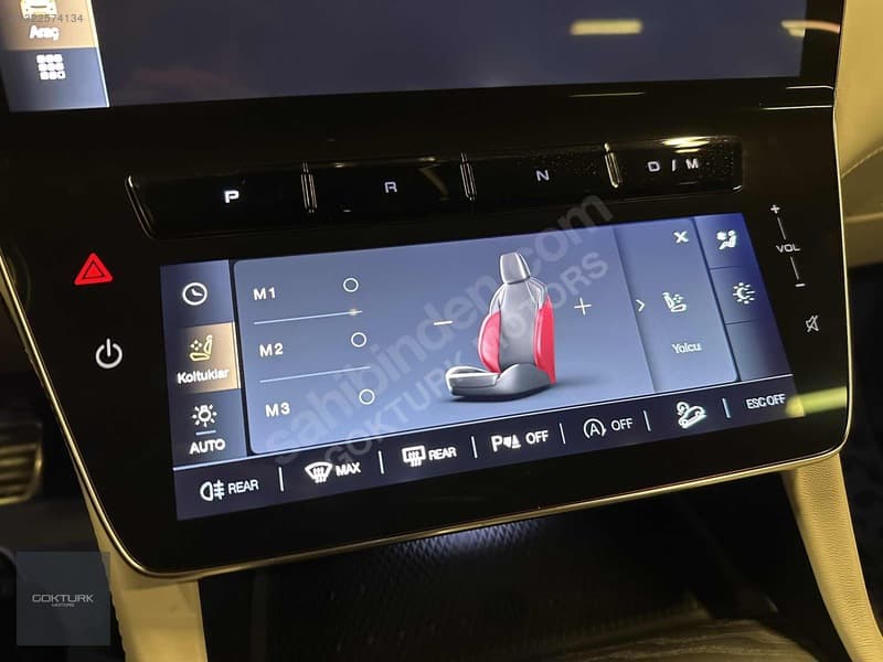 Maserati Grecale 2.0 Hybrid Modena — 20