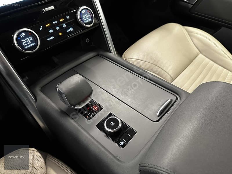 Land Rover Discovery 2.0 Si4 SE — 24