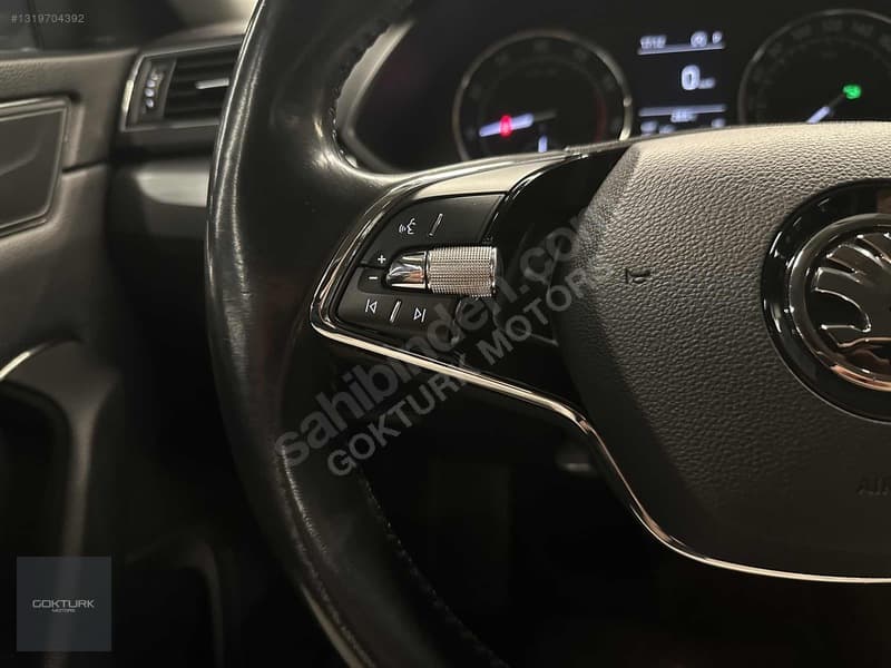 Skoda Superb 1.5 TSI Elite — 26