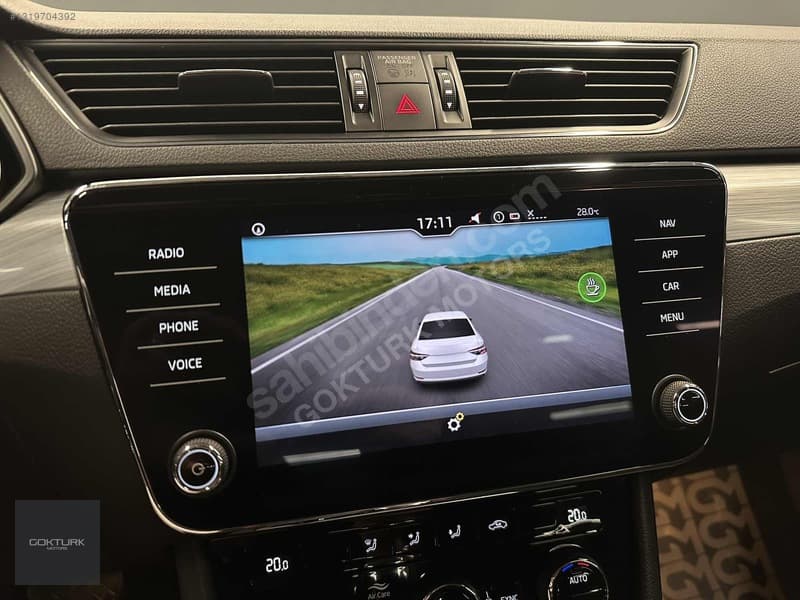 Skoda Superb 1.5 TSI Elite — 21
