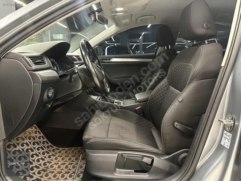 Skoda Superb 1.5 TSI Elite — 13