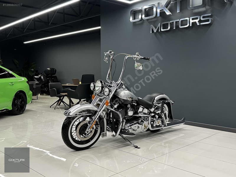 Harley-Davidson Heritage Softail Classic FLSTCI