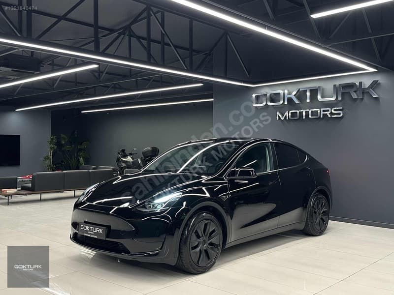 Tesla Model Y RWD (Legacy)