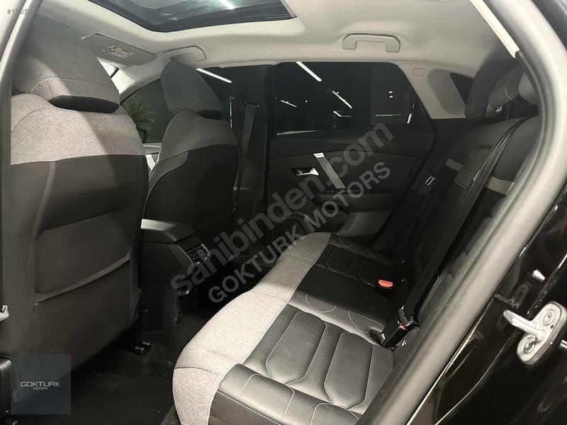 Citroen C4 X 1.2 PureTech Shine Bold — 15