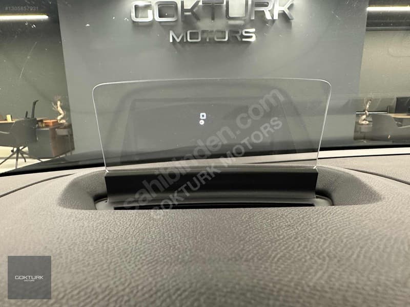 Citroen C4 X 1.2 PureTech Shine Bold — 25