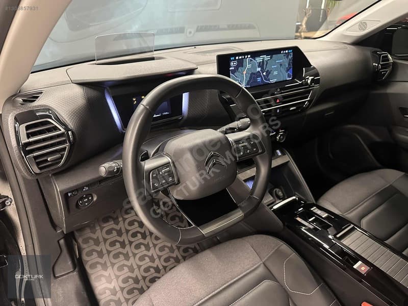 Citroen C4 X 1.2 PureTech Shine Bold — 10