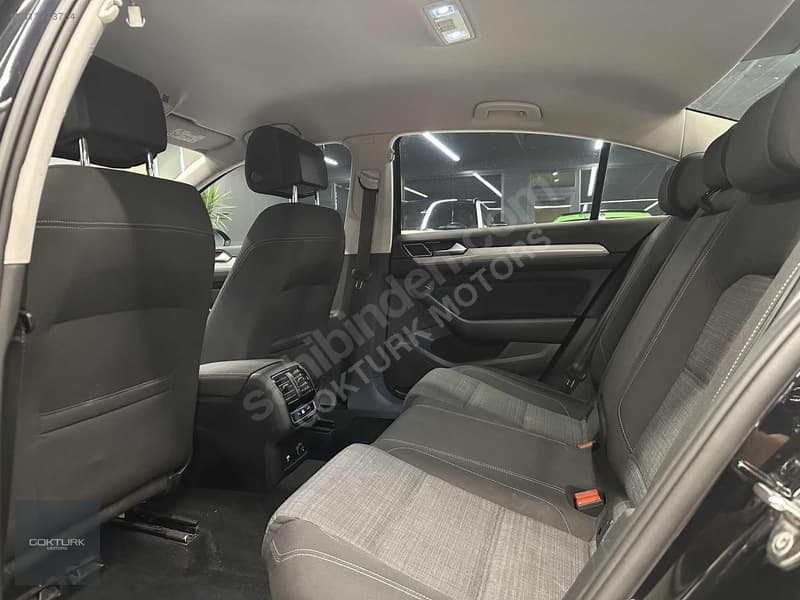 Volkswagen Passat 1.5 TSI Business — 14
