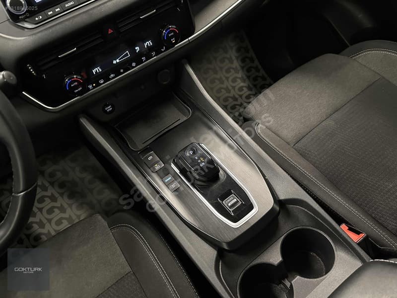Nissan Qashqai 1.5 e-Power Skypack — 21